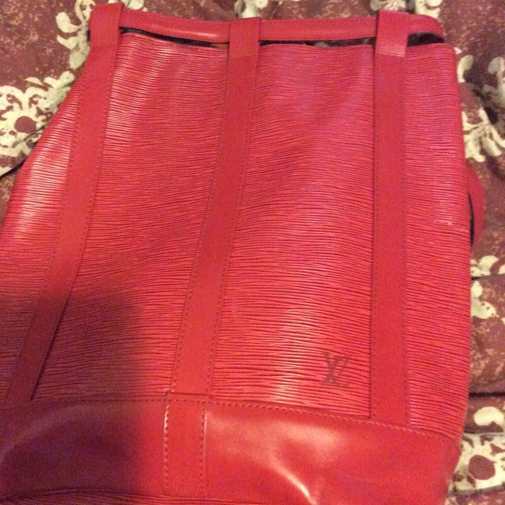 Louis Vuitton Bucket Bag (Red)